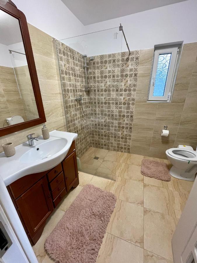 Casa Fantana - La Poalele Muntilor -50 De Metri De Partia Olimpica Villa Statiunea Eksteriør billede